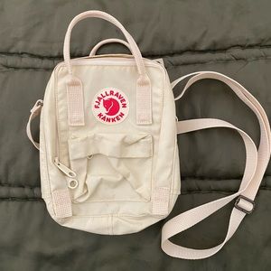 Fjallraven Kånken Sling Bag